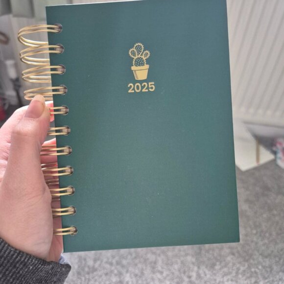 Small Green Diary - Picture 1 of 5